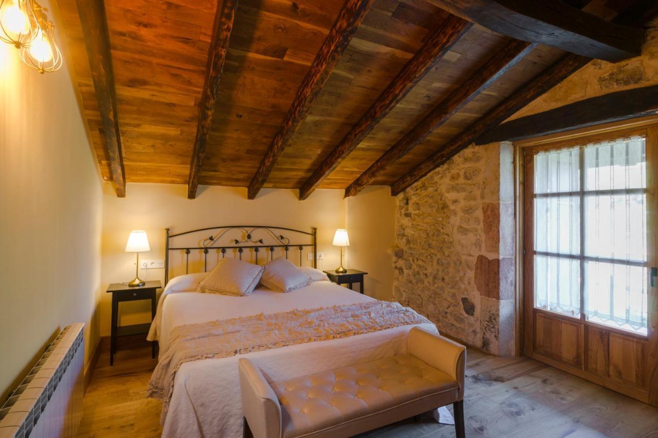 Posada Condado De La Mota Mogro Phòng bức ảnh
