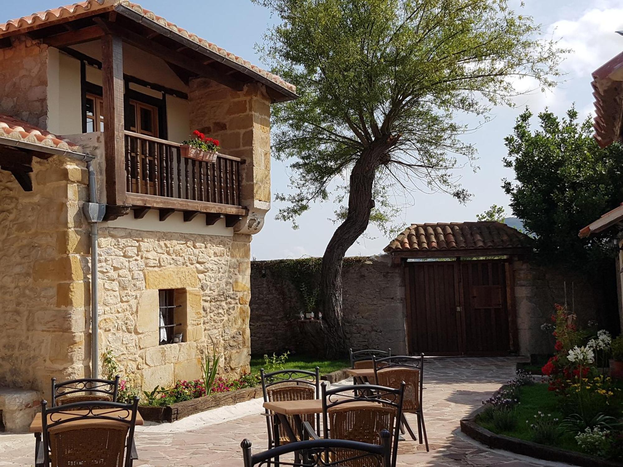 Posada Condado De La Mota Mogro Ngoại thất bức ảnh